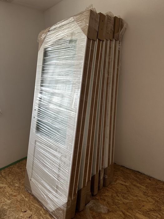 Usi albe interior Noi cu toc inclus