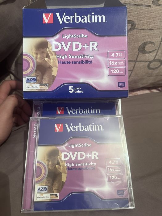 Диски DVD  R новые