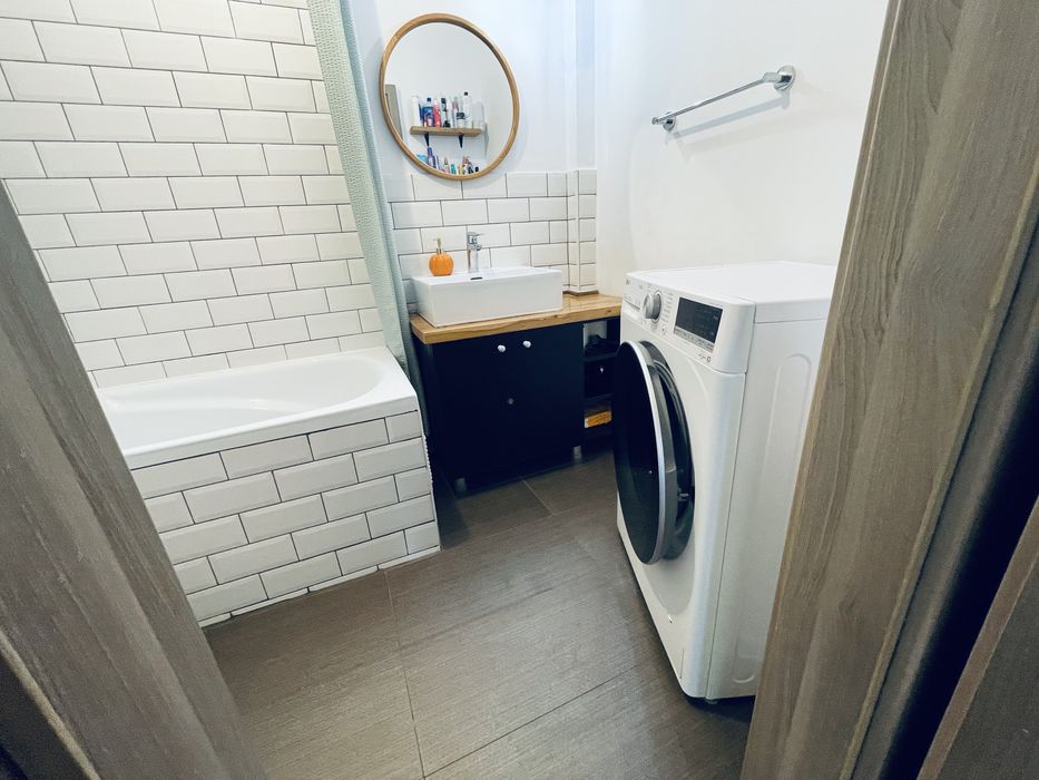 Apartament 2 camere bloc din 2012