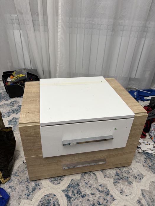 Тумба в хорошом состояни .