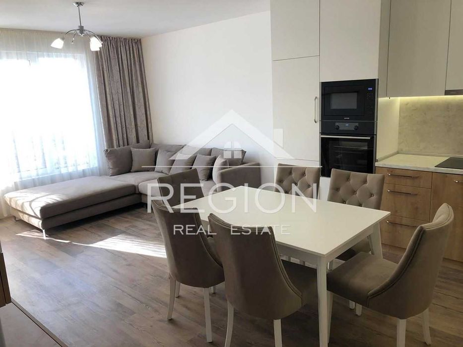 Дава се под наем Тристаен апартамент в Варна, Победа - 103 кв.м за 918 € - Снимка #1