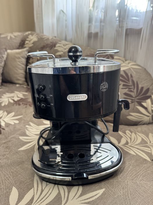 Кафе машина Delonghi ECO311