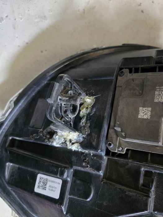 Omoda c5 правая фара