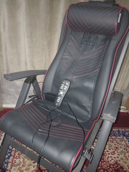 Продам массажный кресло