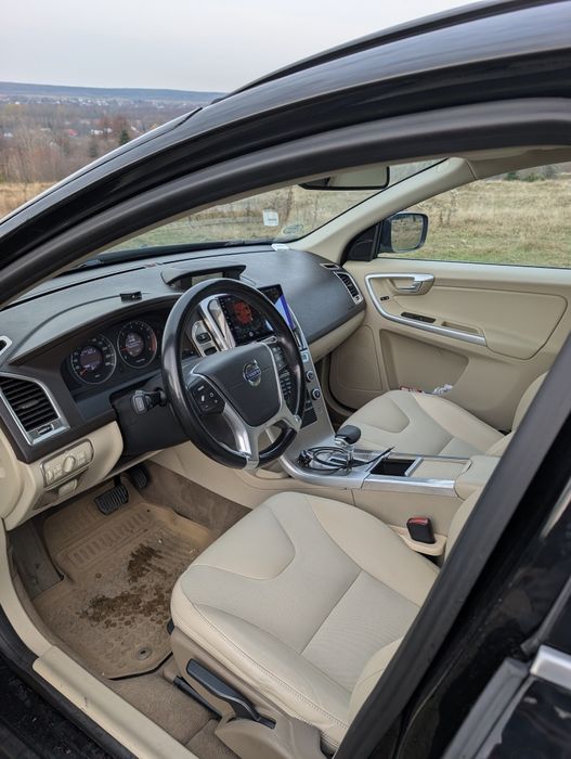 Volvo XC60 2.4 diesel, 2010 (in acte), AWD, Automat