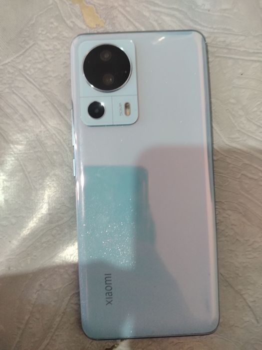Xiaomi 13 lite .