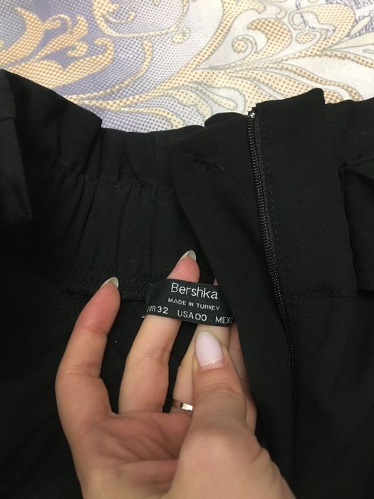 Черен панталон с висока талия