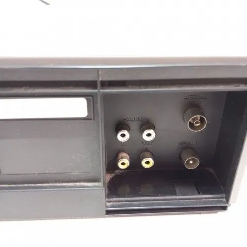 Видеомагнитофон Lg