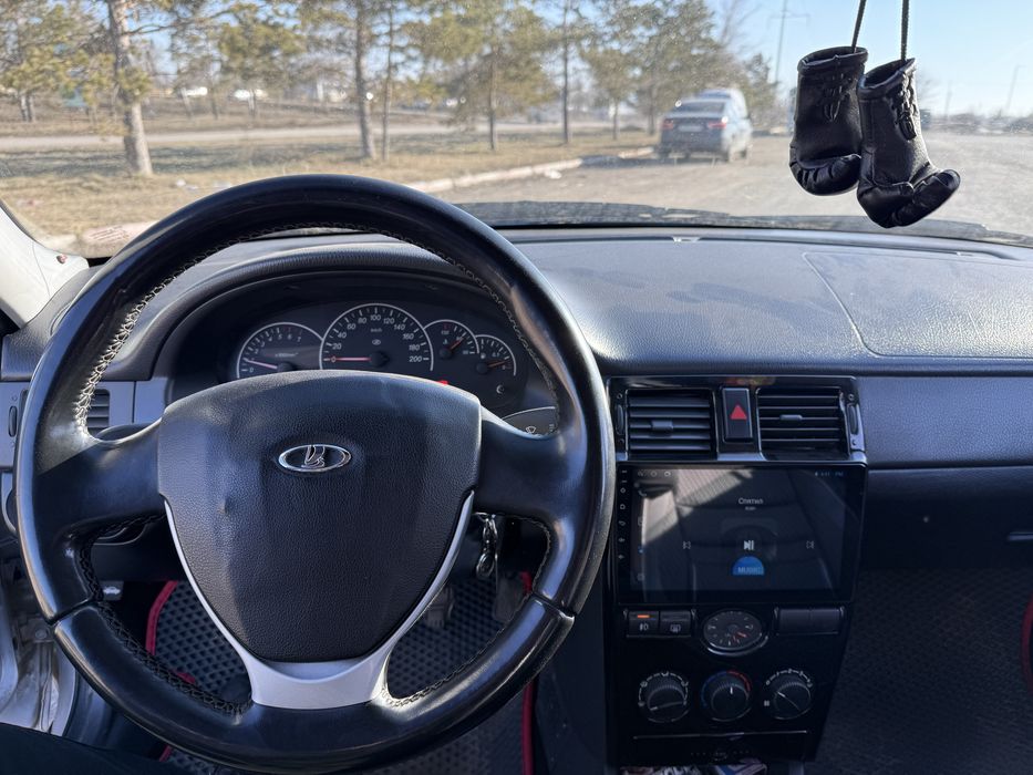 Продам приору в хорошем состояние