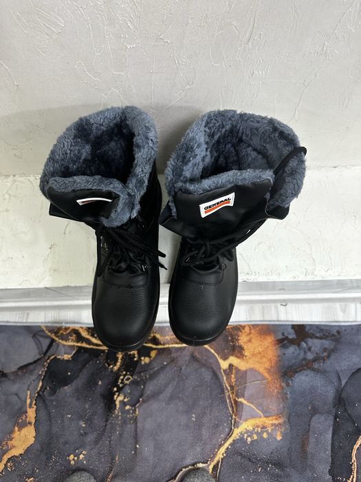 Продам спецобувь