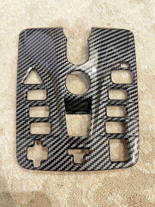 Декоративная накладка на центральную консоль для BYD