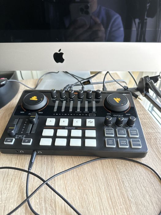 Mixer maono cu microfon maono