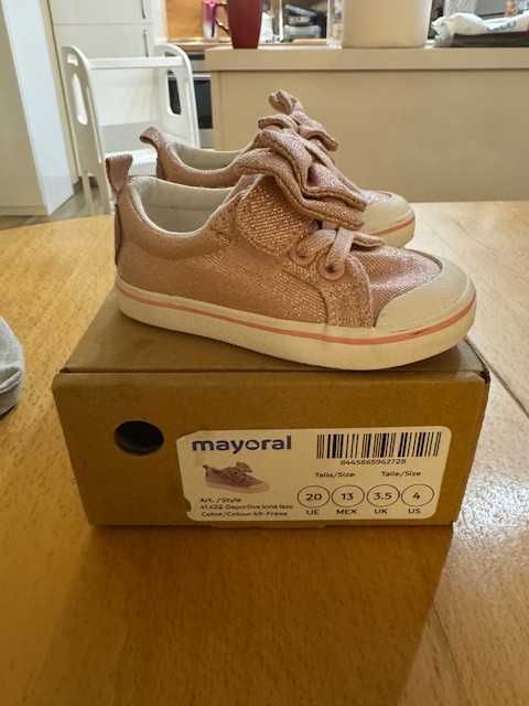 Mayoral  shoes. Нови