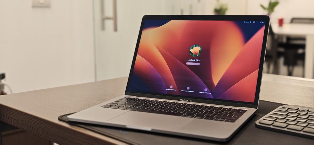 MacBook Pro 13” 2017 Space Gray – i5 / 16GB / 512GB SSD – Retina