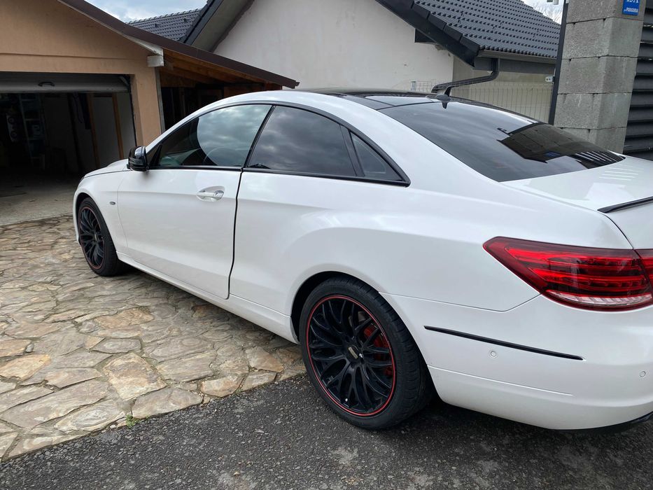 Mercedes Benz  E 220 cdi facelift Coupe panoramic