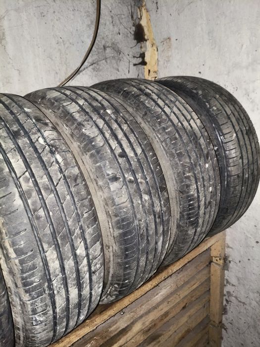 Продам резину летнию