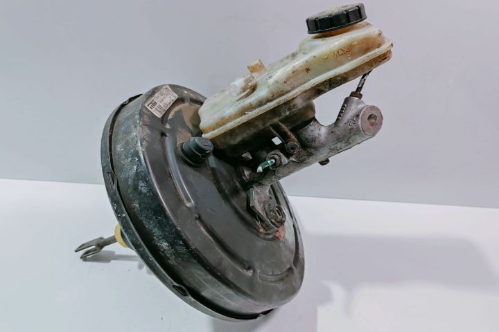 Tulumba Frana  cu pompa centrala 8200157453E Renault Megane a 2-a gen