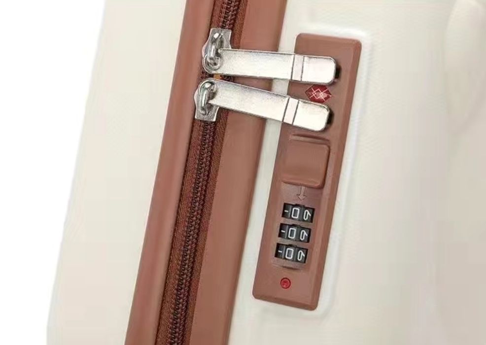 СУМКА   НАБОР . Перзентханаға