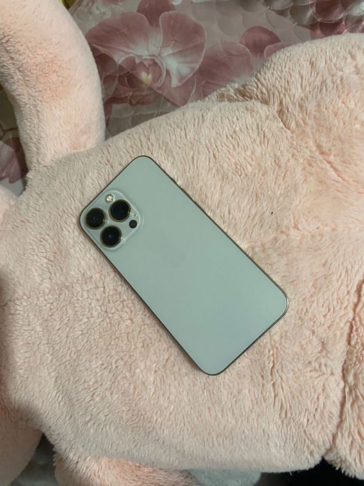 Айфон 13про.