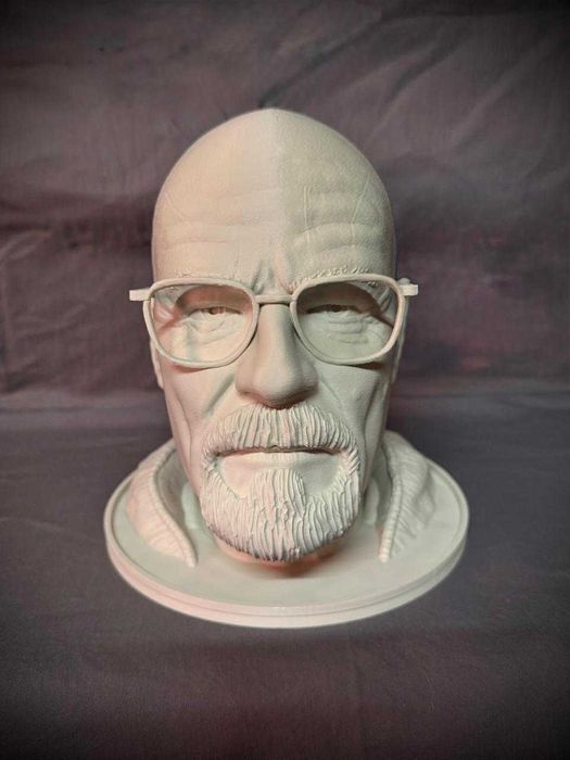 Фигурка Walter White (breaking bad) / Ултър Уайт статуетка