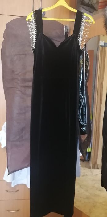 Продам вечерние платья