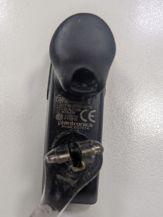 Vând /schimbCască bluetooth plantronics