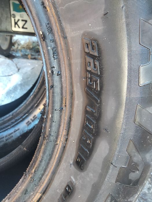 Продам летнию резину.