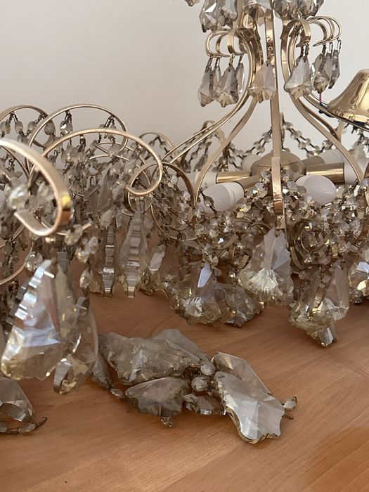 Люстра в гостинную