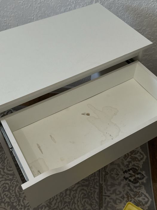 Продам туалетный столик