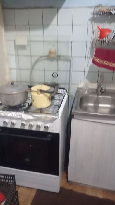 Kvartira sotiladi 1xona 2xona qilingan