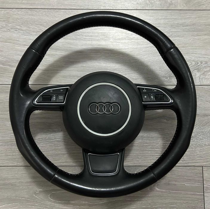 Volan Sport AUDI A3/A4/A5 -airbag Rotund /complet