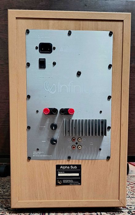 Vand Subwoofer Activ Infinity Alpha Sub – 110W RMS, Bass Reflex,