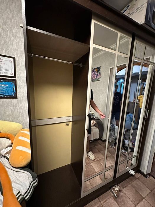 Продам шкаф купе