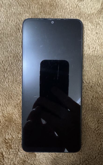 Продам смартфон POCO C61