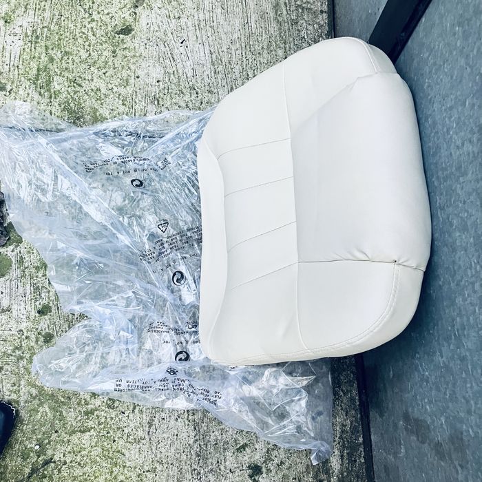 Офис стол Carmen