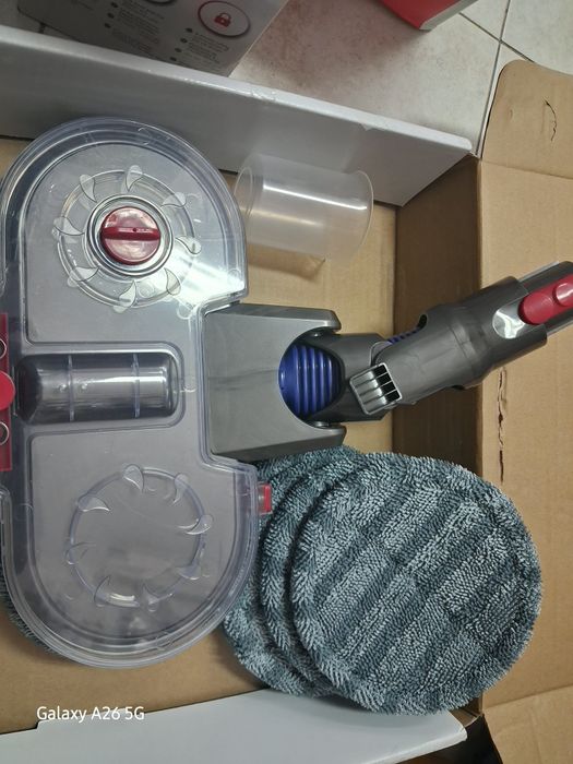 електрическа моп глава за безкабелни прахосмукачки Dyson.