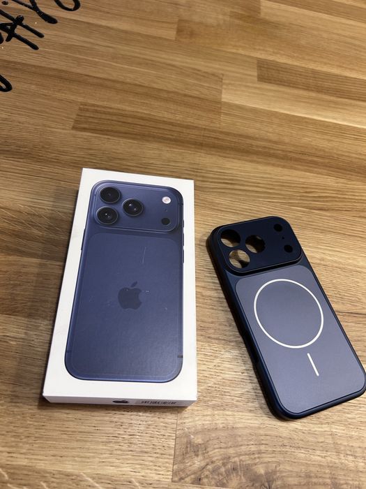 17 про 256 гб синий