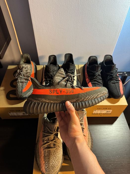 Adidas  Yeezy 350 carbon  beluga