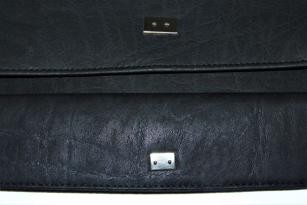 Servieta MANO cu cheie, generoasa (inclusiv pt. laptop), piele rezistenta, Made in Germany, NOUA