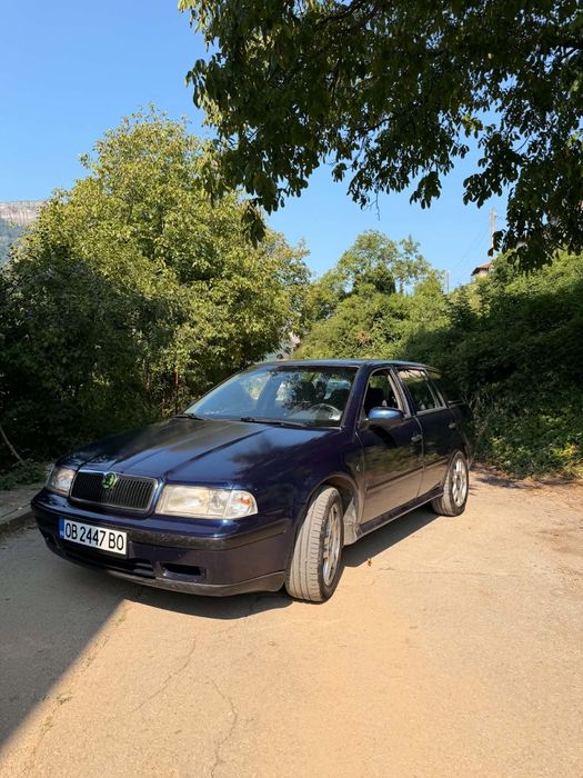 Skoda Octavia Combi 2.0 (Газ/Бензин) | Работещ климатик | Зимни + Летни гуми | гр. Тетевен
