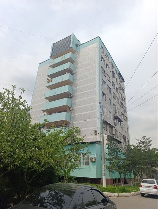 Срочно продаётся квартира Сергелинский р-н Куйлюк массив 6 2/7/9