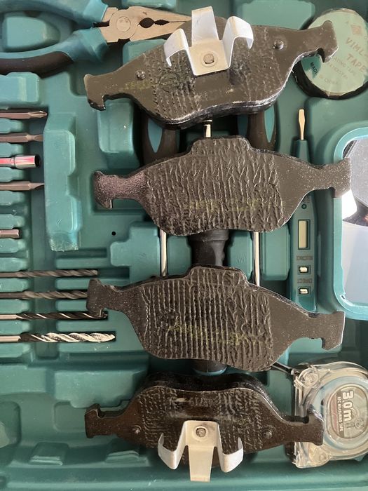 Placute de frana NOI fata  Ford/Vw/Seat/Skoda/Audi/Mazda