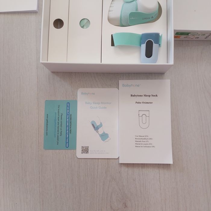 Умен Бебешки Чорап Монитор Babytone Sleep Sock+ | Пулс, Кислород, Сън (С Базова Станция)