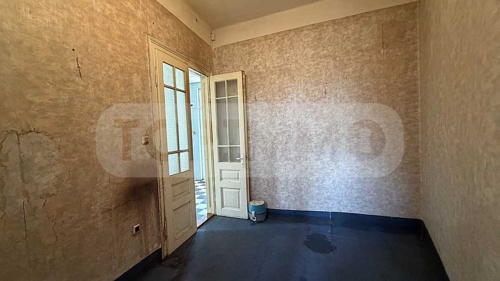 Дава се под наем Офис в Варна, Общината - 80 кв.м за 348.84 € - Снимка #11