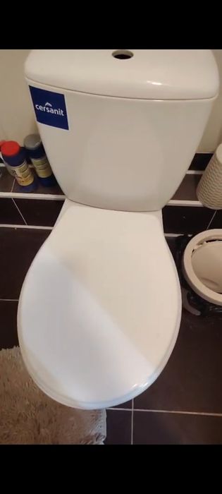 Продам унитаз бу 2 штук