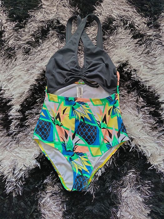 Costum de baie întreg mărimea 40