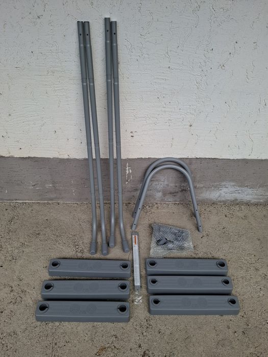 Продам  лестницу  для бассейна