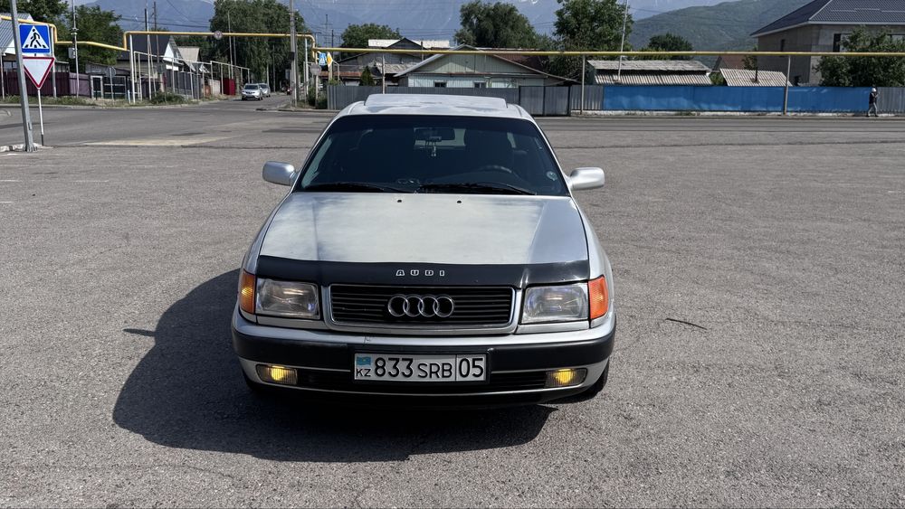 Audi 100 c4 (quattro®)