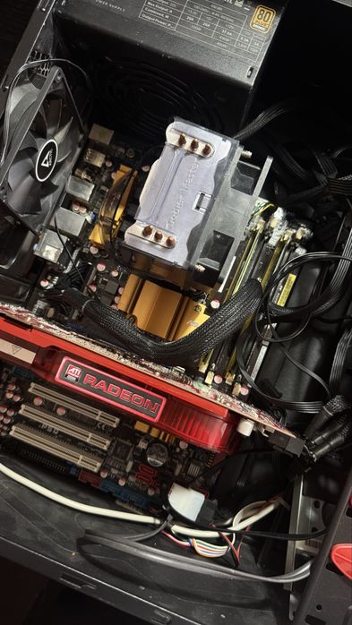 Placa de bază Asus P5Q