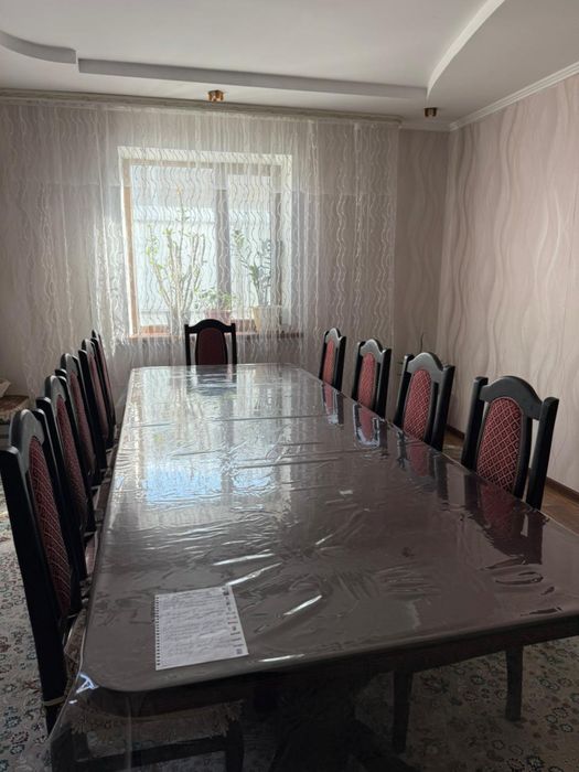 Стол , и ,стулья